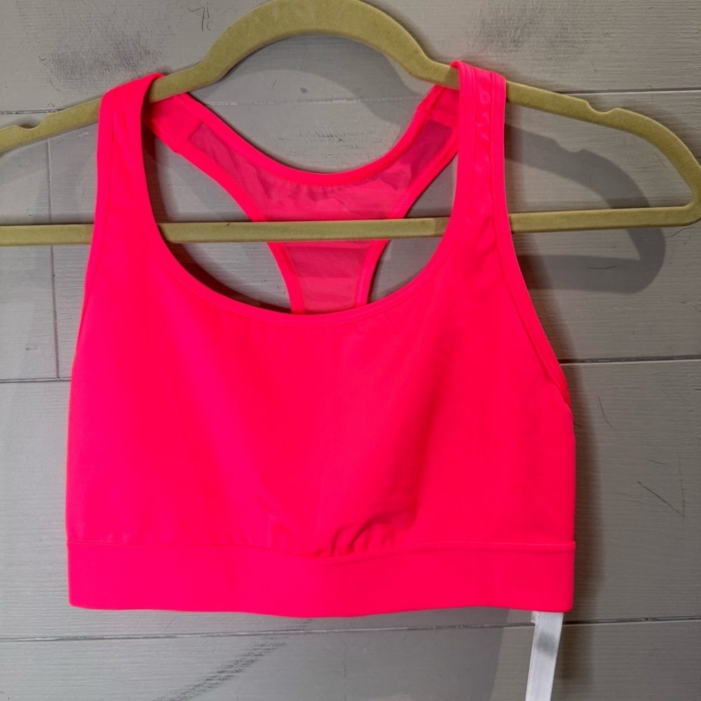 Victoria’s Secret Sport The Player Women's Pink Sports Bra Size Small
